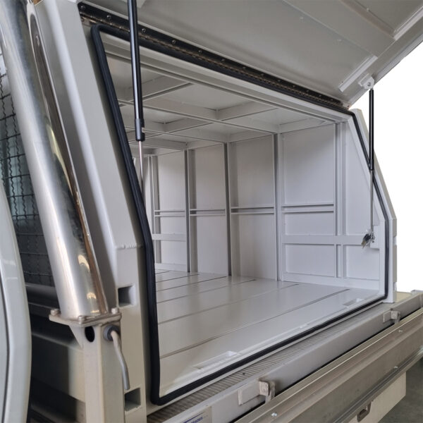 1800mm Aluminium Canopy – White - Image 6