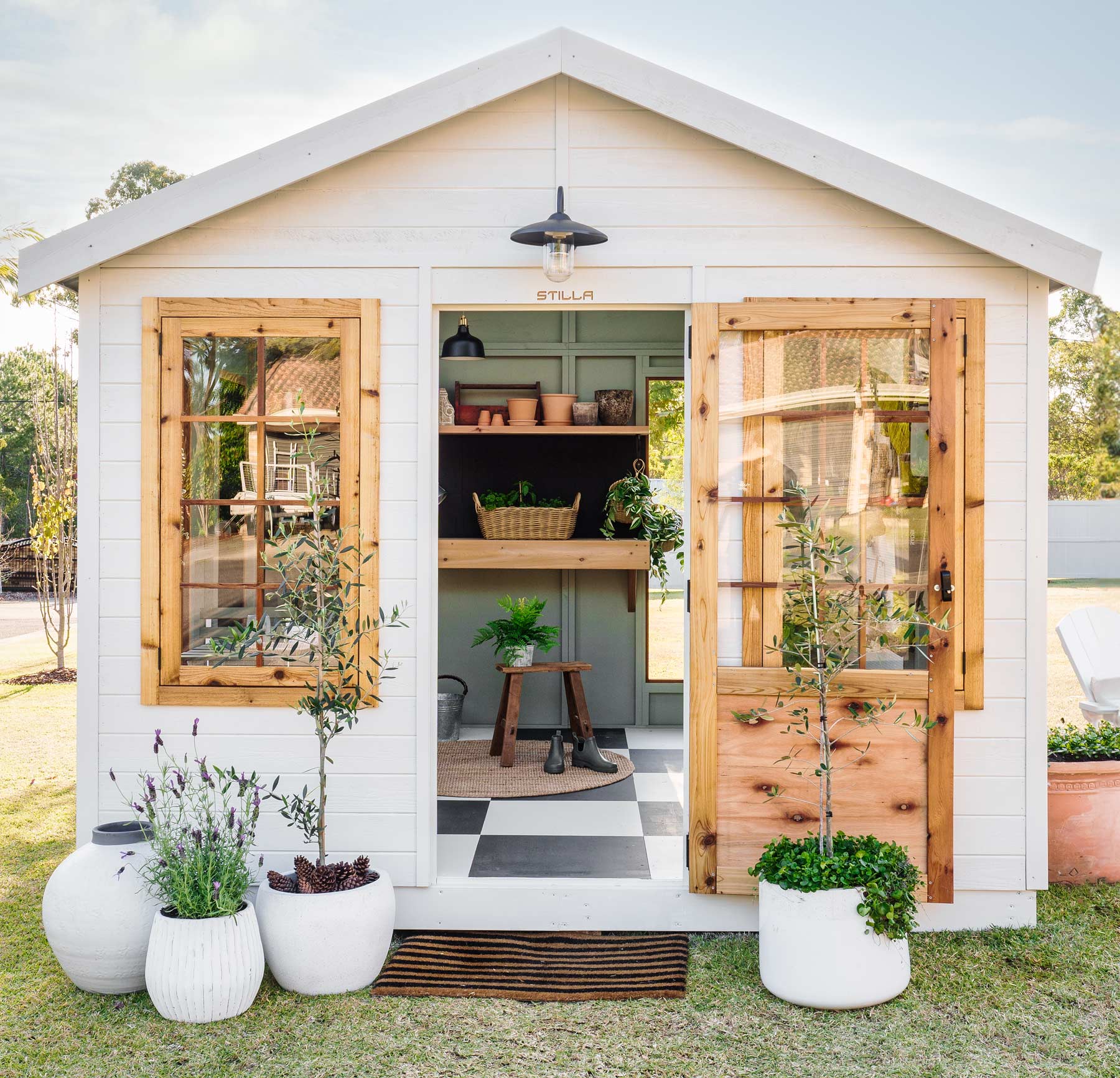 BARAKULA STUDIO 10’x10′ - Image 8