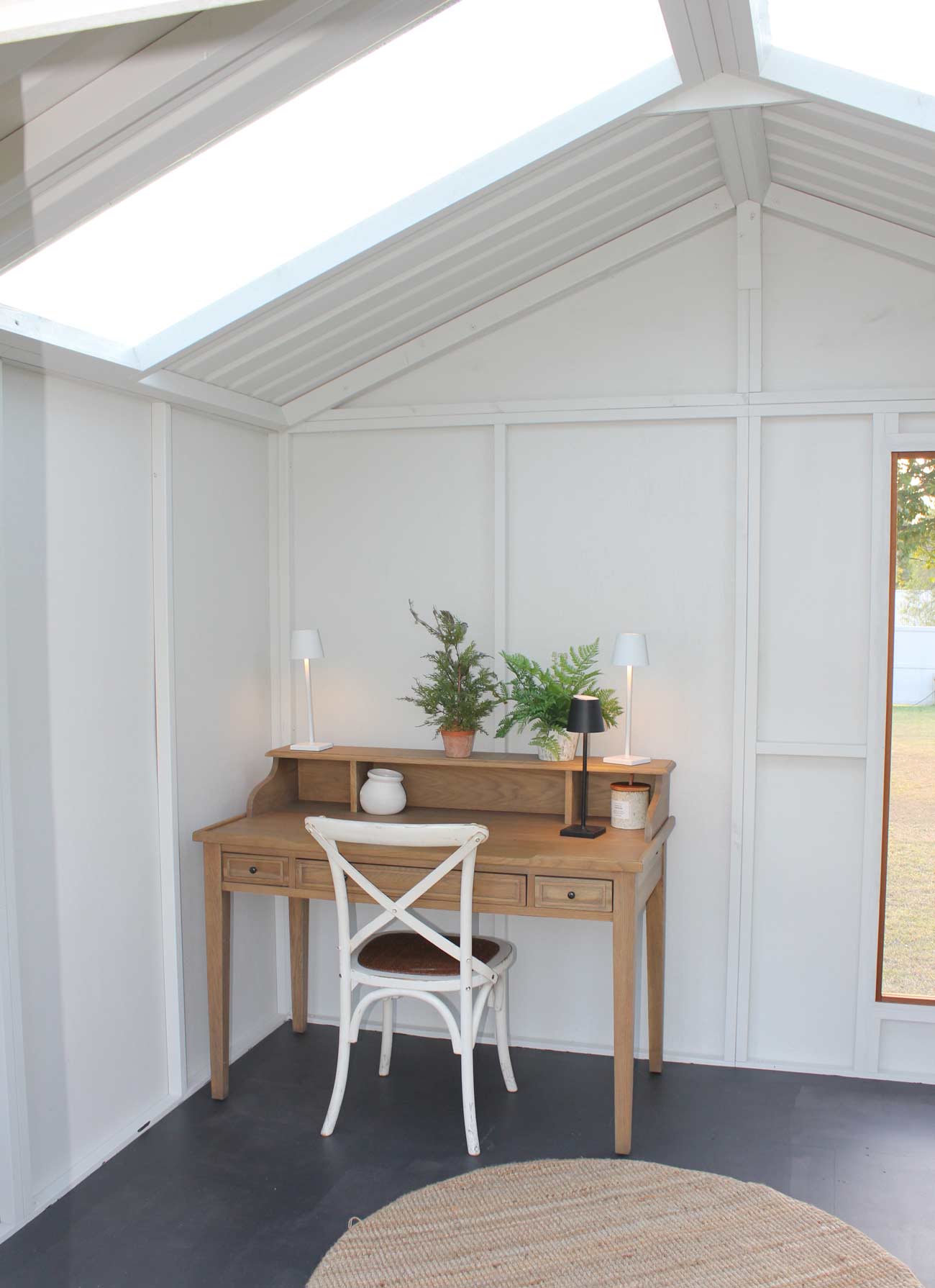 BARAKULA STUDIO 10’x10′ - Image 20