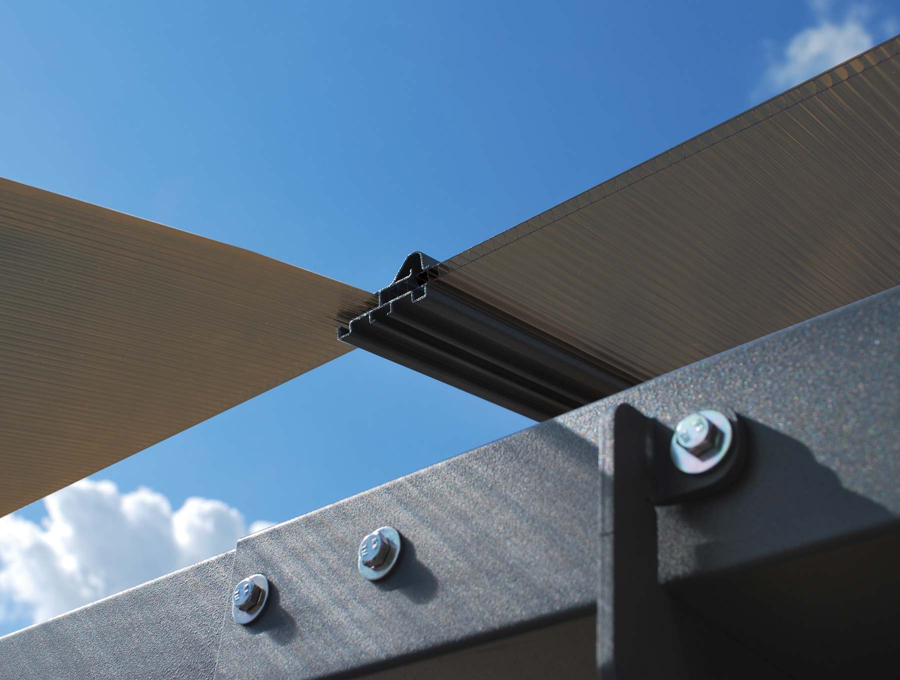 ARCADIA ALPINE 8500 CARAVAN CARPORT 8.5mx3.6m - Image 9